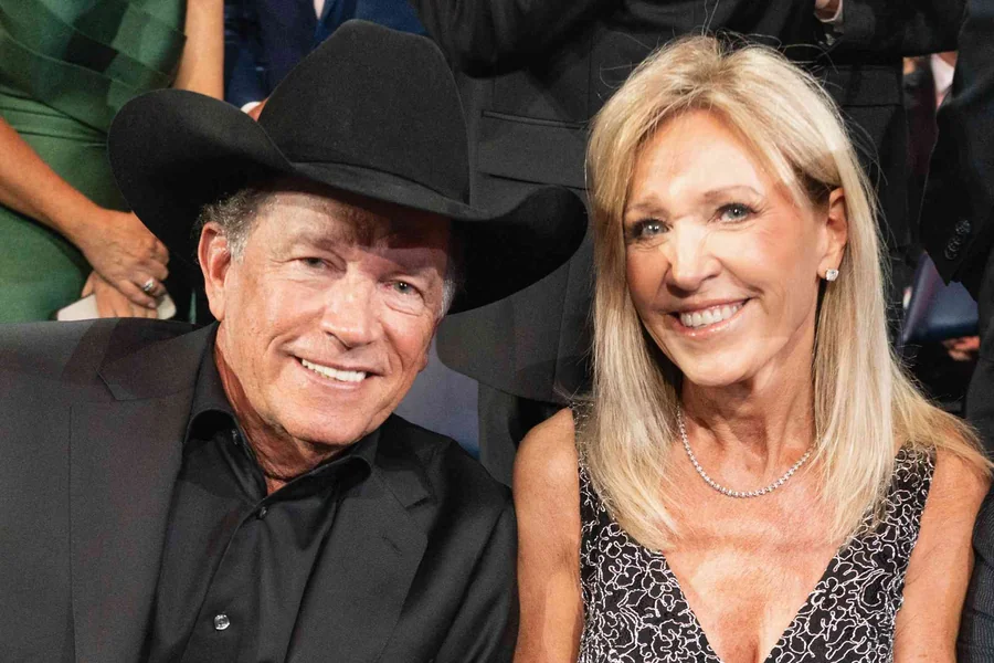 George Strait Wife Age