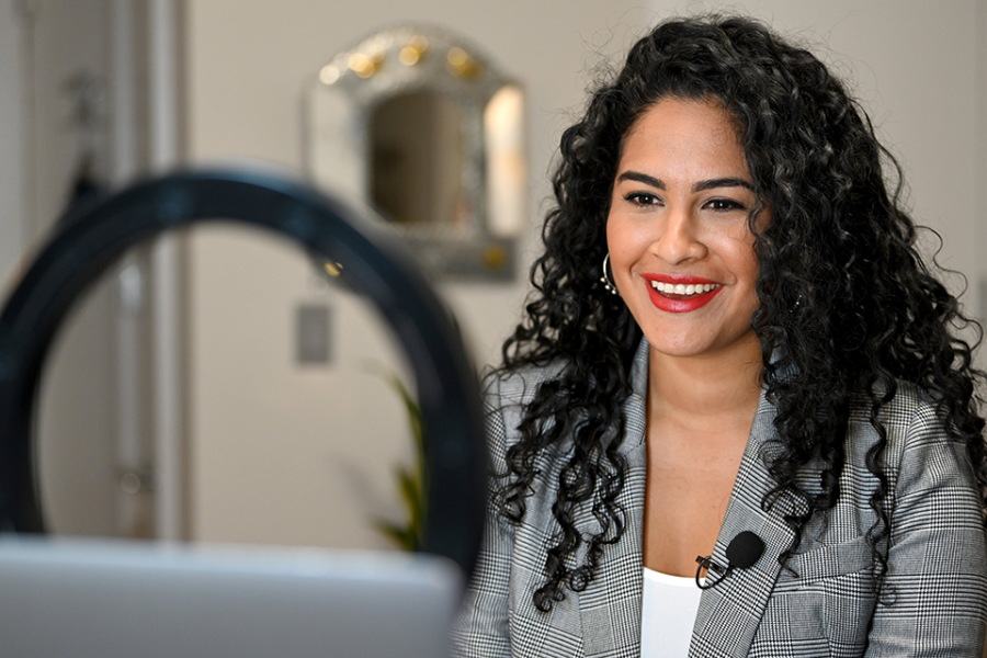 Gloria Pazmino Husband